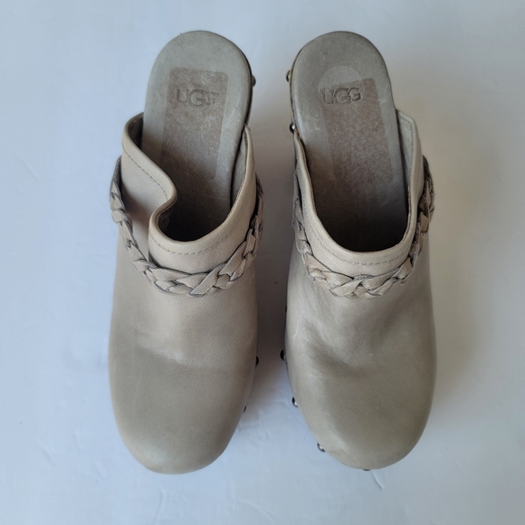UGG Leather Clogs Size 7 - Picture 2 of 8
